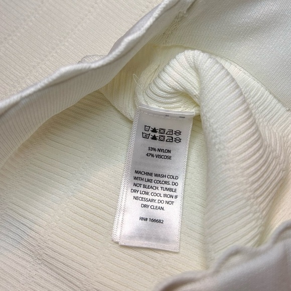 House of Harlow 1960 White Textured/Ribbed Knit Wide Leg Pants – Size M - Picture 5 of 5